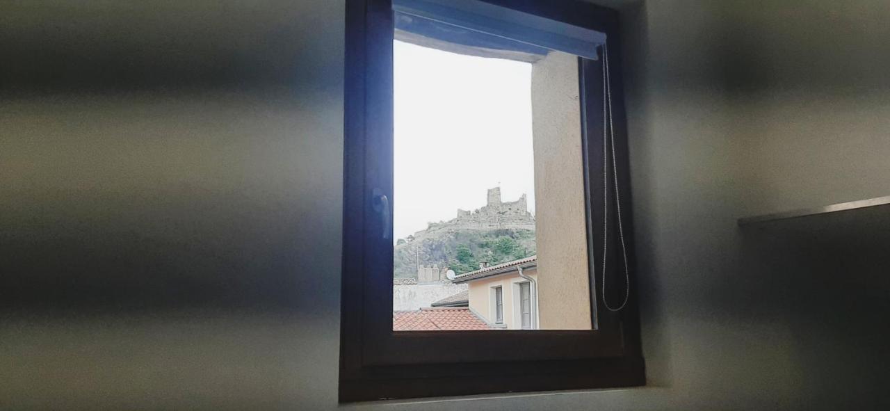 Appartement Netflix Centre De Vienne Pres De Lyon Экстерьер фото